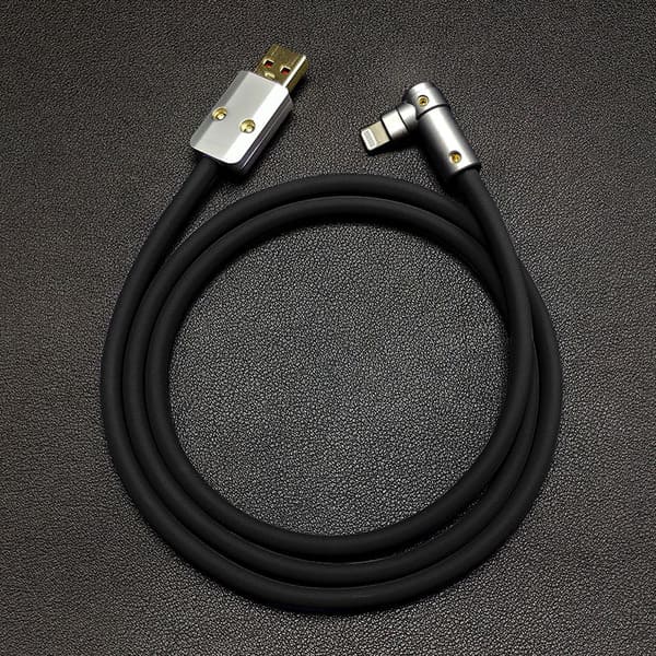 "Chubby" USB 90° Elbow Design Fast Charge Cable