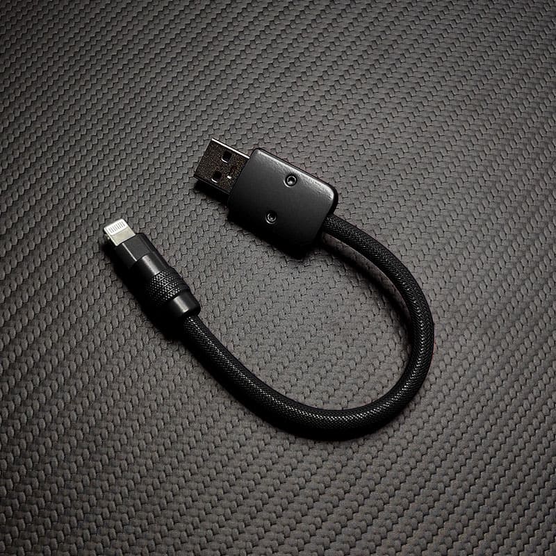 "Monochrome Chubby" Power Bank Friendly Cable