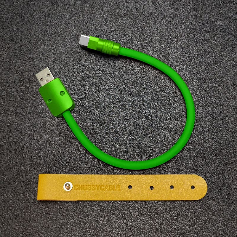 "Monochrome Chubby" Power Bank Friendly Cable - Silicone Material