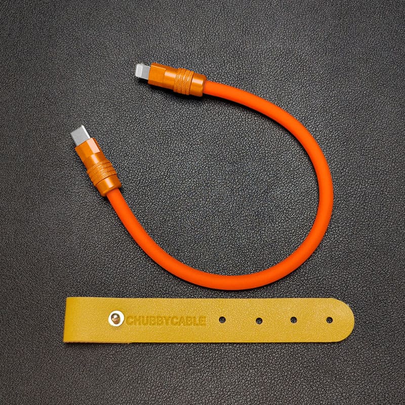 "Monochrome Chubby" Power Bank Friendly Cable - Silicone Material