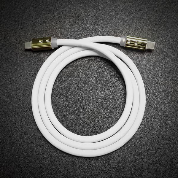 "Neon Chubby" Fast Charge Cable With Gold-plated Design